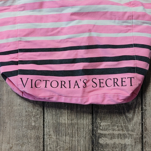 Victoria's Secret Tote/Travel Bag - Picture 4 of 5
